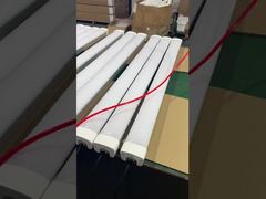 Đèn chiếu sáng tuyến tính chống cháy nổ cho khu vực nguy hiểm trên giàn khoan dầu khí IP65