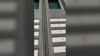 Đồng hồ đeo tay: Đèn đường LED SMD2835 /3030 IP66 được xếp hạng cho khu trưng bày sân vườn và đường bộ