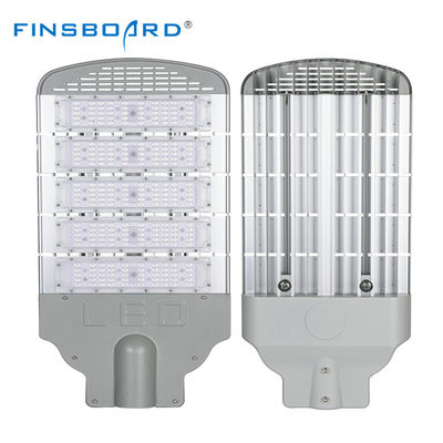 Đèn đường LED chống nước IP65 bằng hợp kim nhôm với ống kính PC, hiệu suất 130-140lm/w dùng ngoài trời