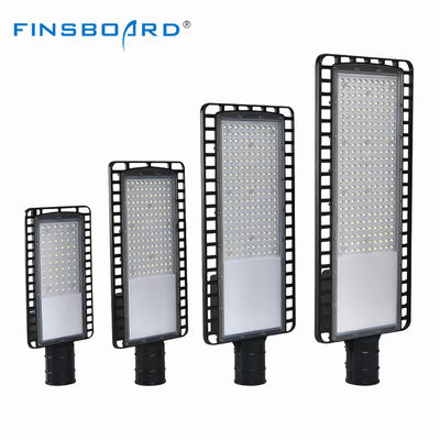 Đèn đường LED độ sáng cao chống nước IP65 với hiệu suất ánh sáng 130-140lm/W cho chiếu sáng đường cao tốc ngoài trời