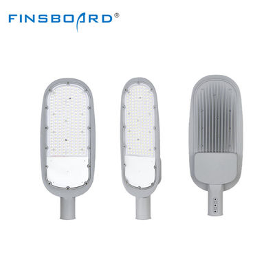 Đèn đường LED hiệu suất cao 120lm/W với IP66 chống nước và điện áp rộng AC85-265V cho chiếu sáng đường cao tốc ngoài trời