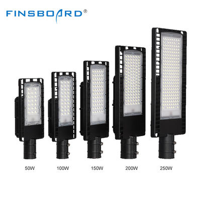 Đèn đường LED chống nước IP66 bền và ổn định tiết kiệm năng lượng