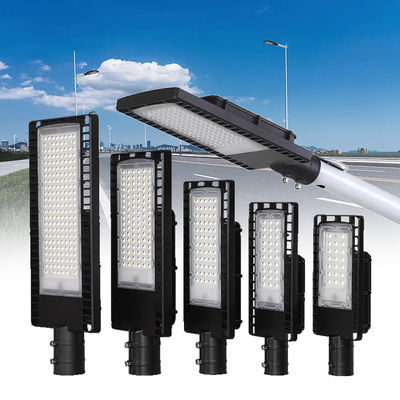 Đèn đường LED chống nước IP66 với hiệu suất 120 lm/W và nhiệt độ màu 3000K-6500K cho chiếu sáng đường cao tốc ngoài trời