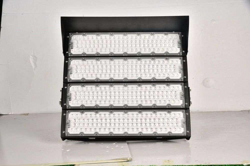 IP65 chống nước đèn LED cao mast với 50.000 giờ tuổi thọ và góc chùm điều chỉnh cho sân vận động