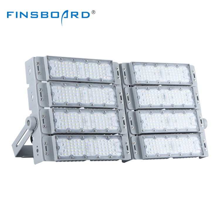 Đèn pha LED chống thấm nước lý tưởng cho trang trại, sân bãi -40°C đến 50°C